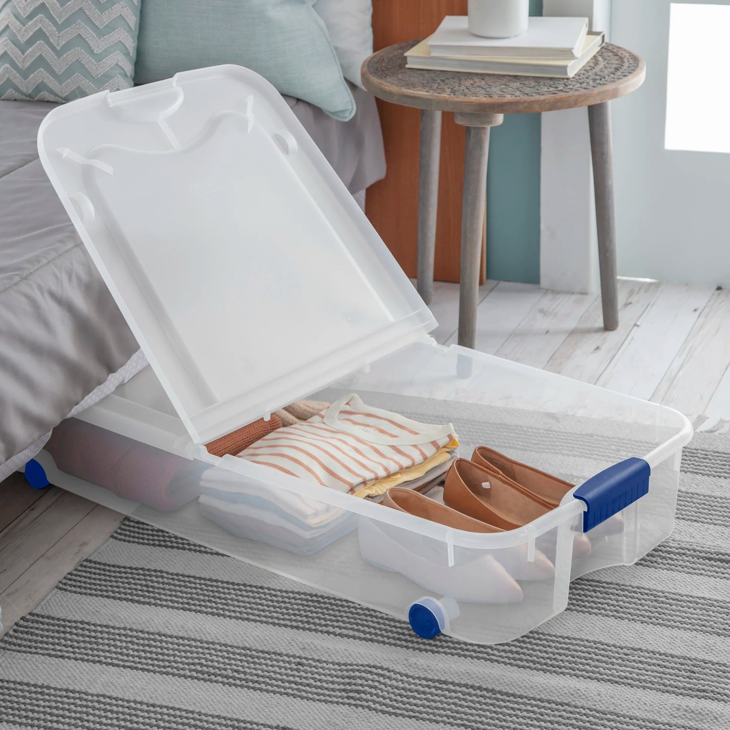 Latching Wheeled Stackable Underbed Storage Bin With Latch Lid