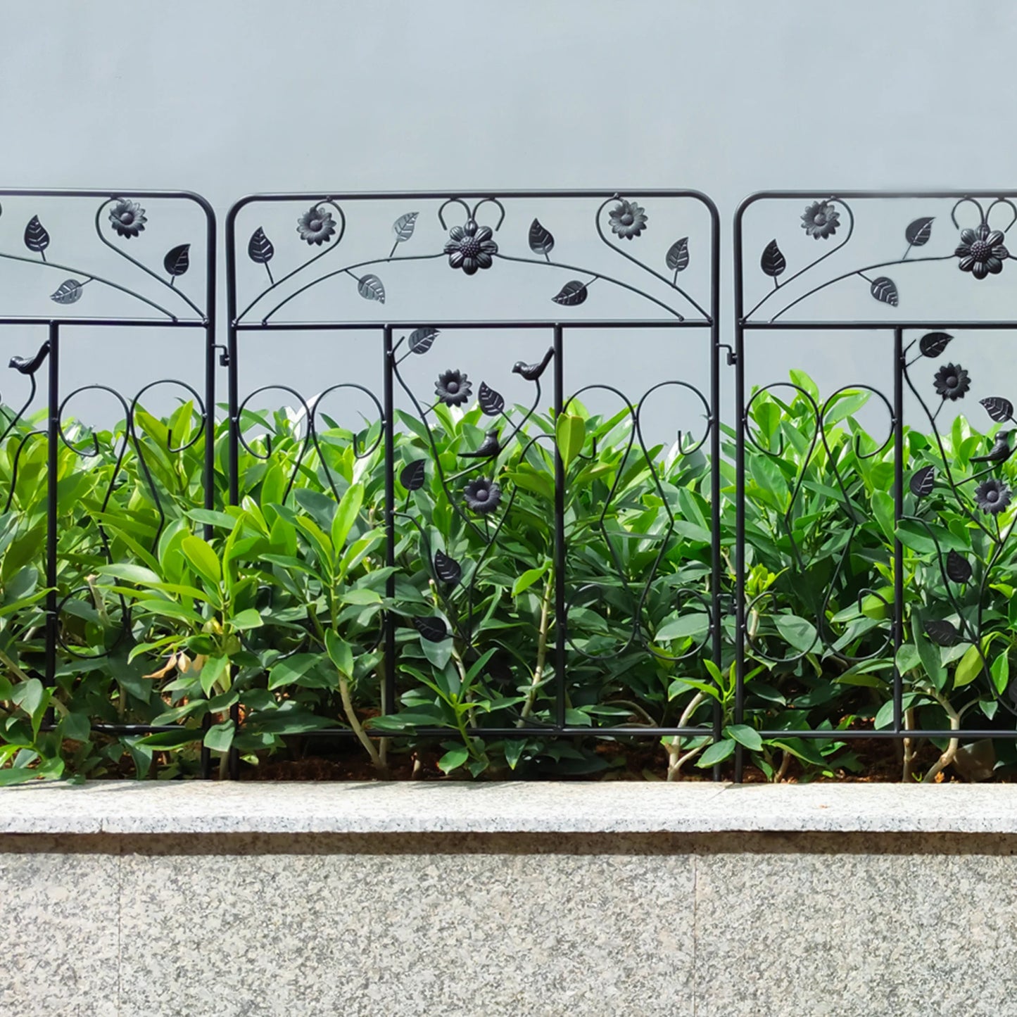 Decorative Steel Garden Fence Panel Folding Metal Border